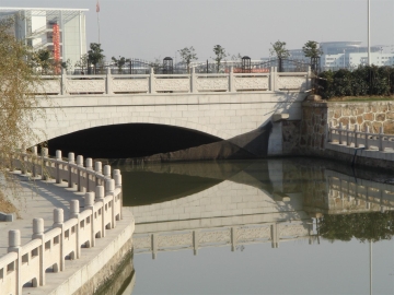 花岗岩桥梁